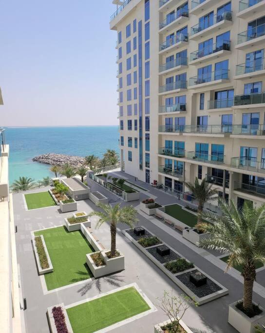 Ocean Whisper Ultra Luxe 1 Bedroom Apartment With A Private Beach - Al Marjan Island Rász el-Haima Kültér fotó